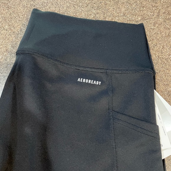 🆕 adidas AeroReady Lightweight High Rise 3-Stripe Mesh 7/8 Leggings (X-Large) - Picture 5 of 8